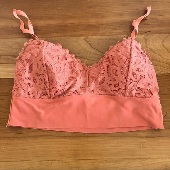 Women’s Danskin Intimates Lace & Satin Bralette Size Medium Peach Colored - Picture 1 of 7